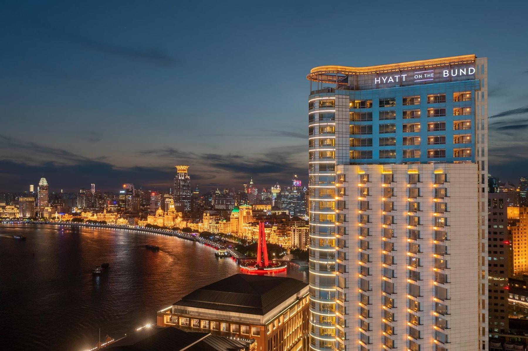 Hyatt On The Bund - A Grand Hyatt Hotel, Centrally Located At Huangpu River Banks In Downtown Hotel 5*